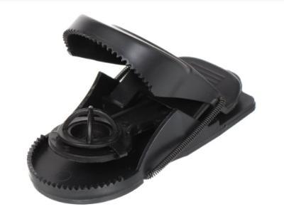 Мышеловка пластмассовая в интернет гипермаркете «Планета Лета». Фото