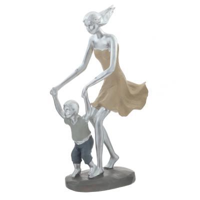 Фигурка декор Девушка с ребенком 26 см 756182 в интернет гипермаркете «Планета Лета». Фото