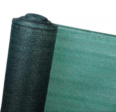 Сетка фасадная №55 3х5 м темно-зеленая с прошитым краем и клипсами в интернет гипермаркете «Планета Лета». Фото