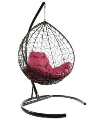 Кресло подвесное КАПЛЯ с ротангом коричневое, бордовая подушка в интернет гипермаркете «Планета Лета». Фото