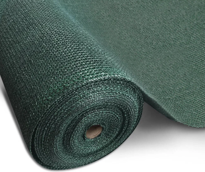 Сетка фасадная №55 3х20 м темно-зеленая Урожайная сотка в интернет гипермаркете «Планета Лета». Фото Сетка фасадная №55 3х20 м темно-зеленая в интернет гипермаркете «Планета Лета». Фото